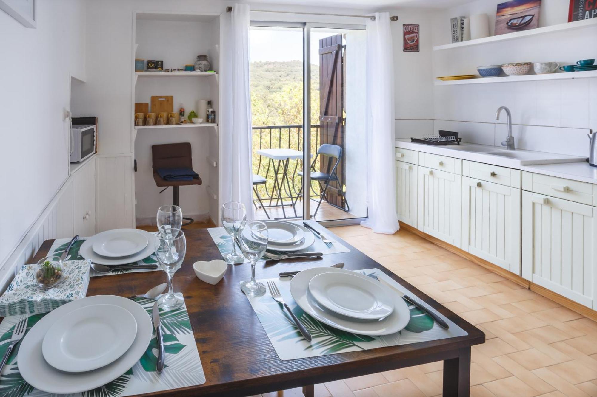 Cosy Apartment In Ancient Gabian With River And Vineyard Views Exteriör bild